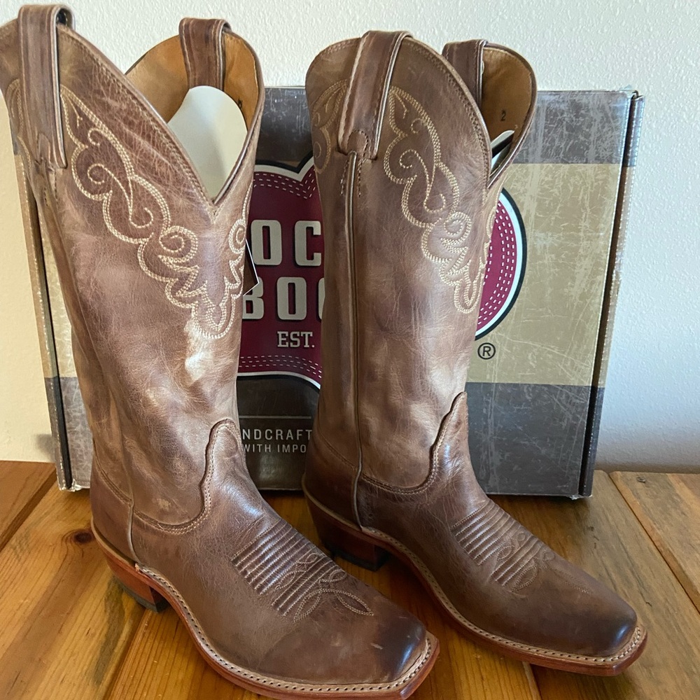 NWT Nocona Boots Genuine Leather Cowgirl Boots Rendezvous Tan